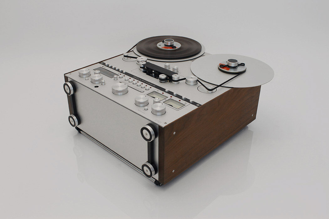 tape_recorder_m063_2