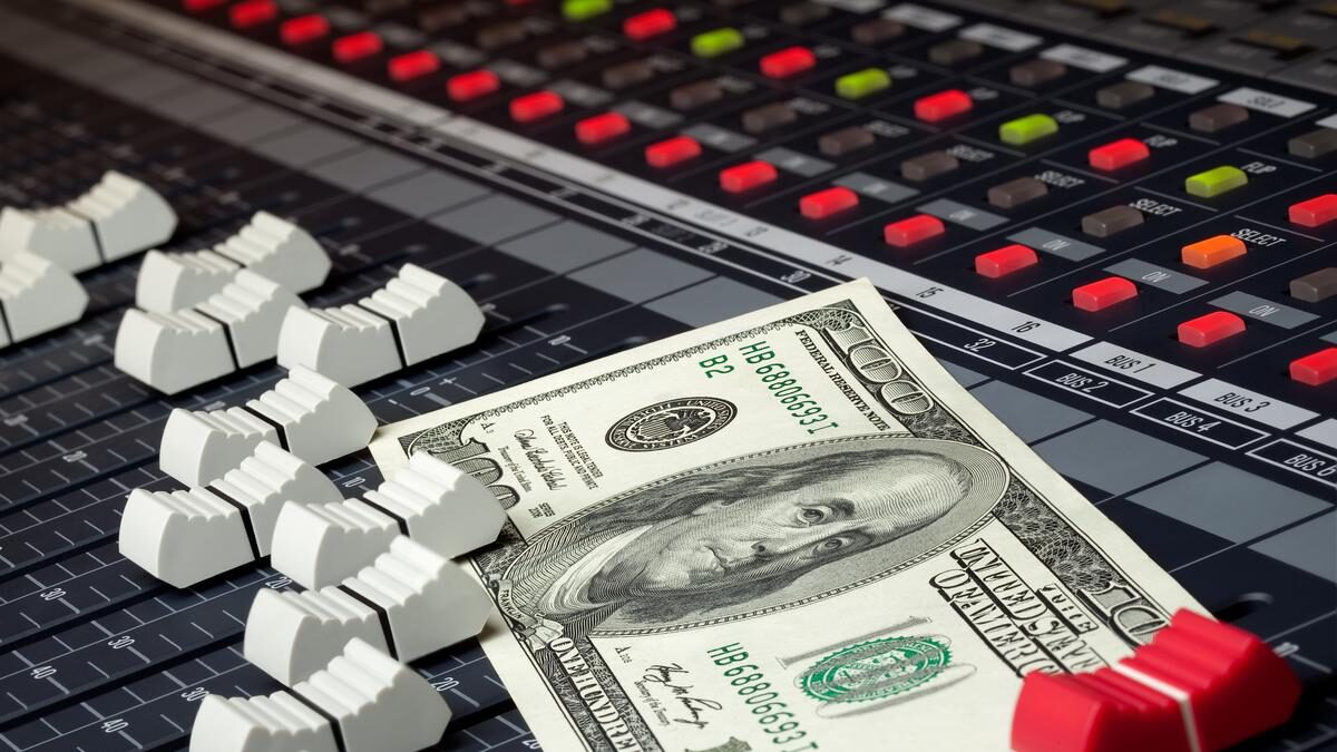 music-money_1200xx3843-2162-0-216