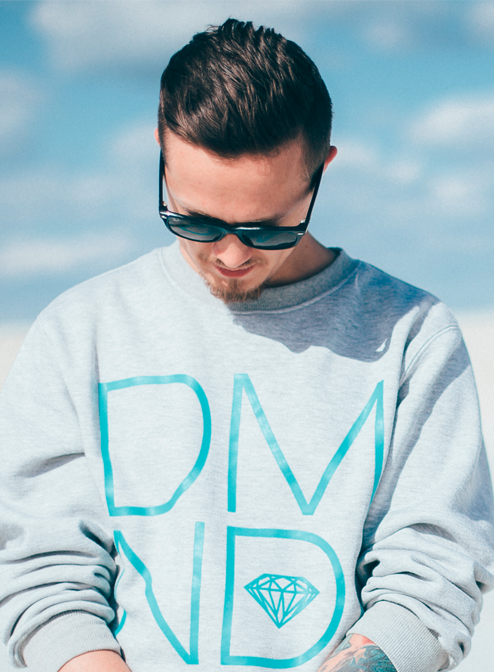 mainstream-one