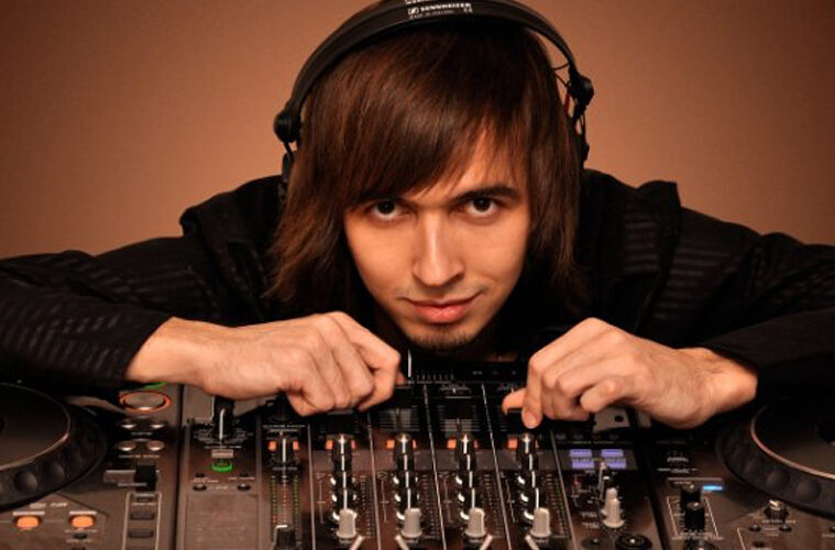 dj-10